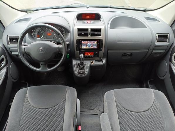 Peugeot Expert II Рестайлинг с пробегом 2014 года, цена 1 629 000 рублей, 146386 км, минивэн, Автокод Объявления