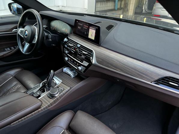 BMW 5 серии VII (G30/G31/G38) с пробегом 2019 года, цена 3 990 000 рублей, 98059 км, седан, Автокод Объявления
