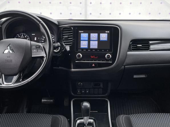 Mitsubishi Outlander III Рестайлинг 3 с пробегом 2021 года, цена 2 450 000 рублей, 122062 км, внедорожник, Автокод Объявления