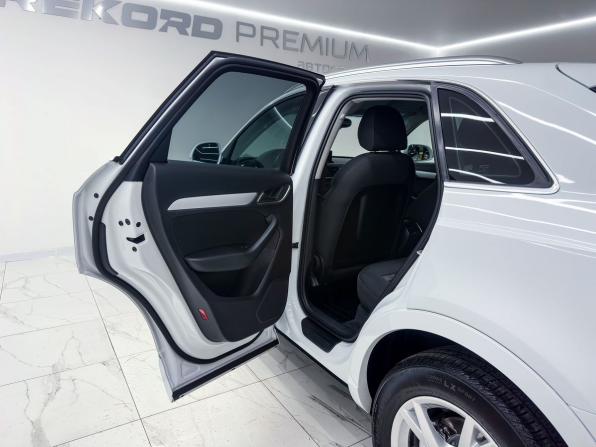 Audi Q3 I (8U) Рестайлинг с пробегом 2015 года, цена 1 999 000 рублей, 163300 км, внедорожник, Автокод Объявления