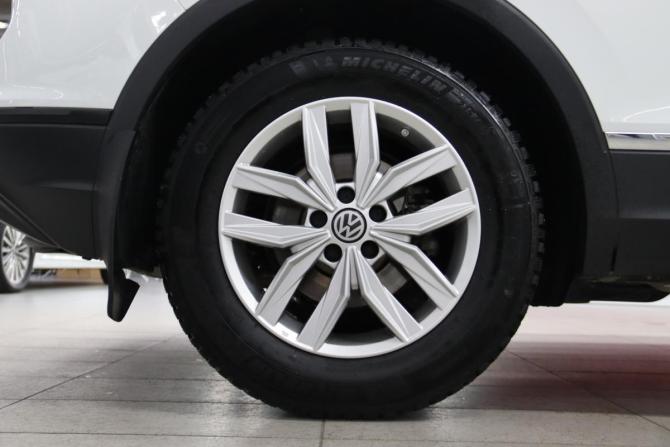 Volkswagen Tiguan II с пробегом 2017 года, цена 2 410 150 рублей, 173123 км, внедорожник, Автокод Объявления
