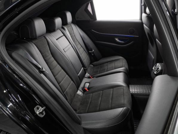Mercedes-Benz E-Класс V (W213 S213 C238) Рестайлинг с пробегом 2021 года, цена 4 050 000 рублей, 57681 км, седан, Автокод Объявления
