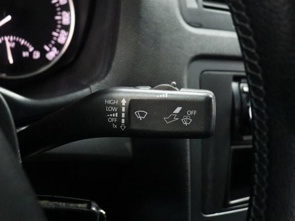 Skoda Octavia II (A5) Рестайлинг с пробегом 2010 года, цена 699 000 рублей, 305500 км, лифтбек, Автокод Объявления