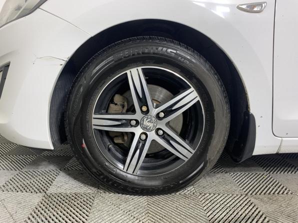 Hyundai i30 II Рестайлинг с пробегом 2015 года, цена 799 000 рублей, 202491 км, хэтчбек, Автокод Объявления