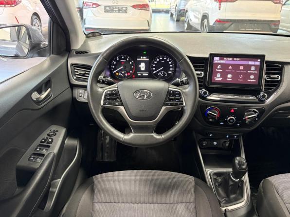 Hyundai Solaris II Рестайлинг с пробегом 2021 года, цена 1 468 000 рублей, 70705 км, седан, Автокод Объявления