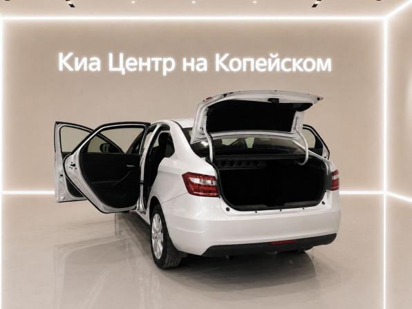 Lada (ВАЗ) Vesta I с пробегом 2016 года, цена 895 000 рублей, 171500 км, седан, Автокод Объявления