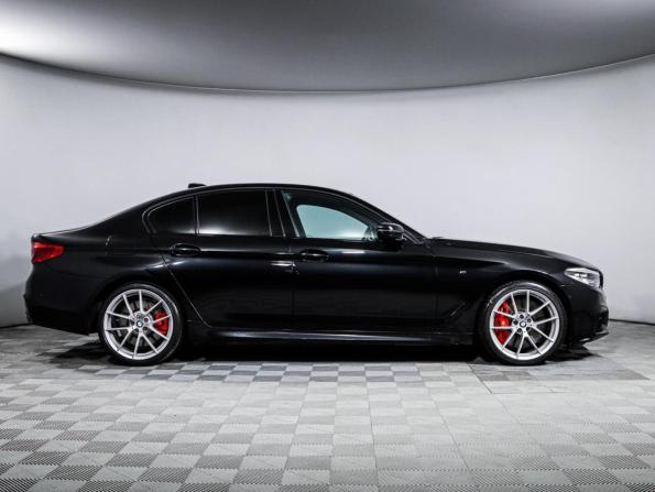 BMW 5 серии VII (G30/G31/G38) с пробегом 2018 года, цена 4 399 000 рублей, 91000 км, седан, Автокод Объявления