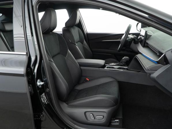 Toyota Camry IX (XV80) China Market с пробегом 2025 года, цена 4 398 888 рублей, 60 км, седан, Автокод Объявления