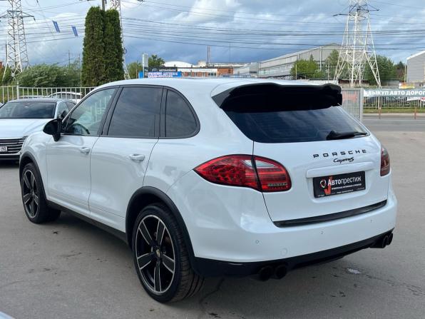 Porsche Cayenne II (958) с пробегом 2012 года, цена 1 710 000 рублей, 247257 км, внедорожник, Автокод Объявления