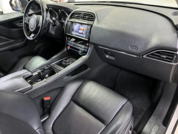 Jaguar F-Pace I с пробегом 2016 года, цена 2 380 000 рублей, 145000 км, внедорожник, Автокод Объявления