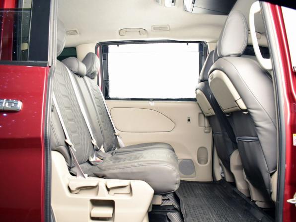 Nissan Serena V (C27) с пробегом 2017 года, цена 1 799 995 рублей, 84254 км, минивэн, Автокод Объявления
