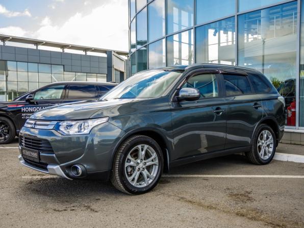 Mitsubishi Outlander III Рестайлинг с пробегом 2014 года, цена 1 698 000 рублей, 45647 км, внедорожник, Автокод Объявления