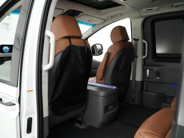 Hyundai Staria I с пробегом 2021 года, цена 4 545 055 рублей, 93591 км, минивэн, Автокод Объявления