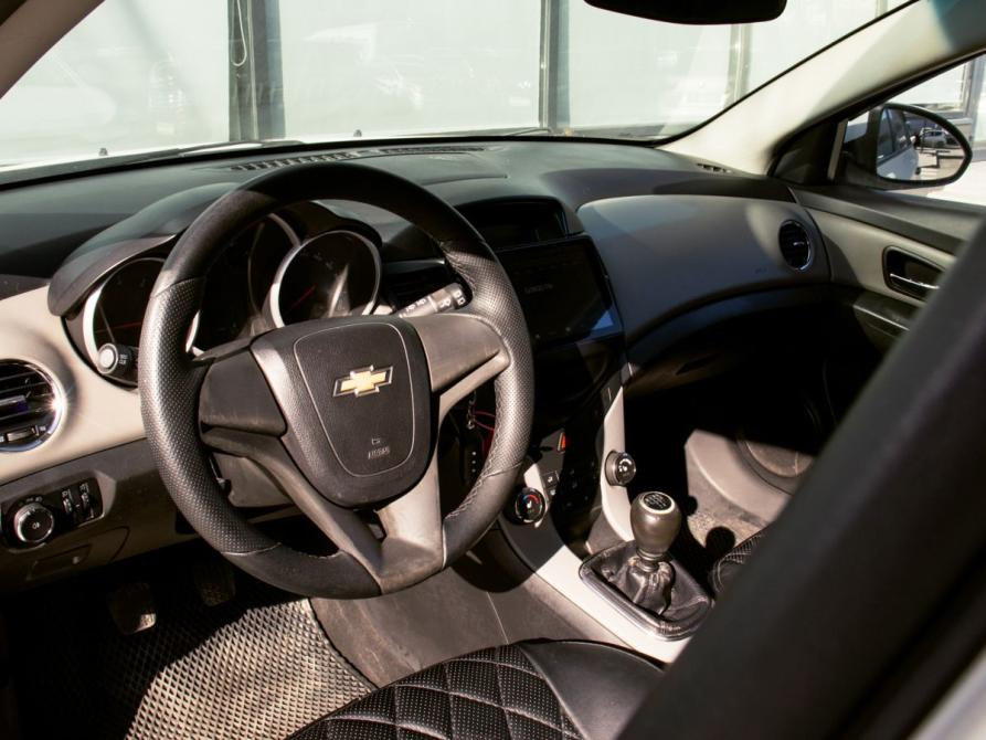 Chevrolet Cruze I Рестайлинг Екатеринбург  - изображение 13