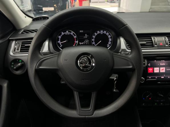 Skoda Rapid I Рестайлинг с пробегом 2018 года, цена 1 070 000 рублей, 161000 км, лифтбек, Автокод Объявления
