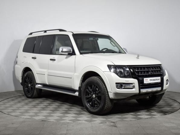 Mitsubishi Pajero IV Рестайлинг 2 с пробегом 2019 года, цена 3 527 980 рублей, 75435 км, внедорожник, Автокод Объявления