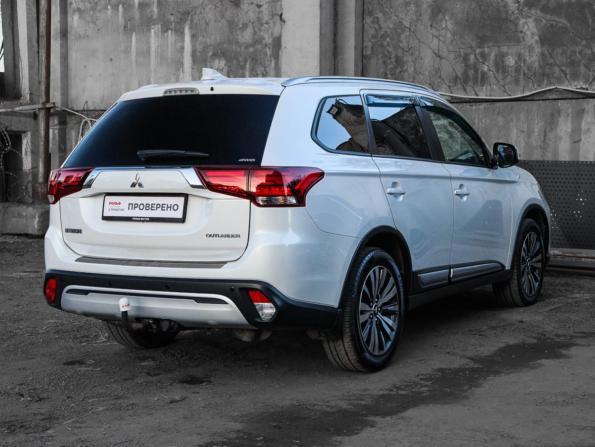 Mitsubishi Outlander III Рестайлинг 3 с пробегом 2019 года, цена 2 297 000 рублей, 84920 км, внедорожник, Автокод Объявления