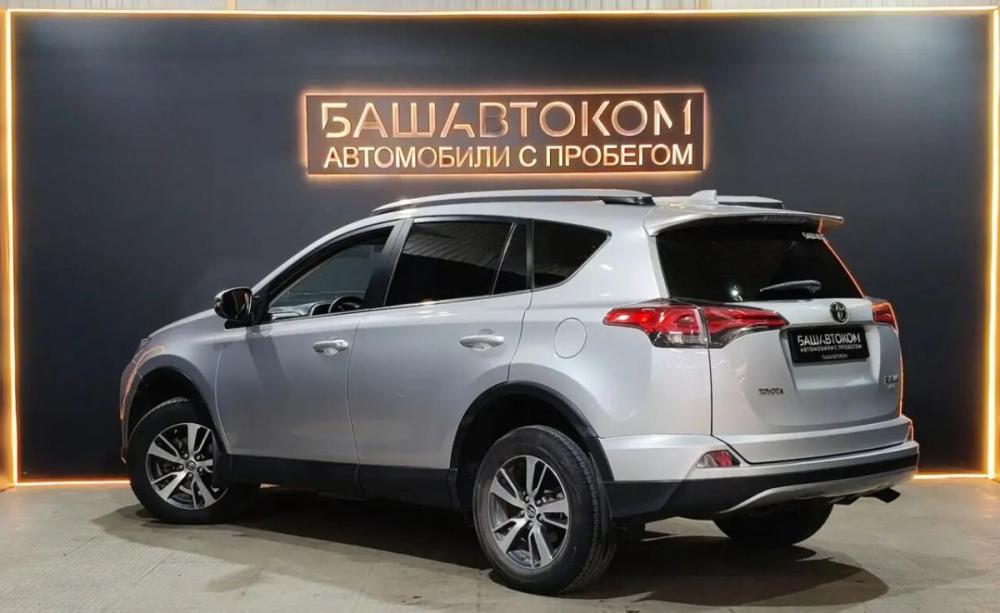 Toyota RAV4 IV (XA40) Рестайлинг Уфа  - изображение 7