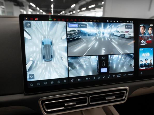 Li Auto (Lixiang) L9 I с пробегом 2023 года, цена 6 420 000 рублей, 48721 км, внедорожник, Автокод Объявления