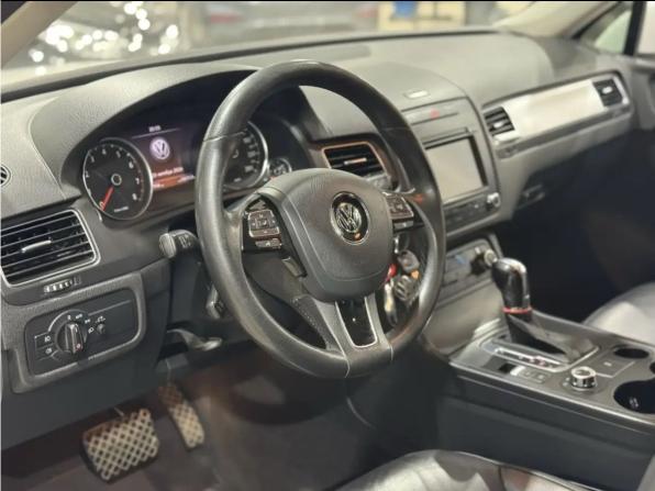 Volkswagen Touareg II с пробегом 2014 года, цена 1 720 000 рублей, 278950 км, внедорожник, Автокод Объявления