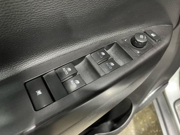 Opel Antara I Рестайлинг с пробегом 2012 года, цена 950 000 рублей, 178697 км, внедорожник, Автокод Объявления