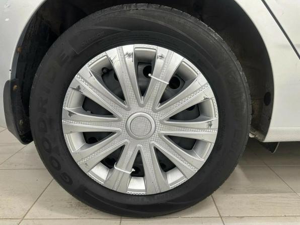 Hyundai Solaris I Рестайлинг с пробегом 2014 года, цена 734 000 рублей, 164921 км, хэтчбек, Автокод Объявления