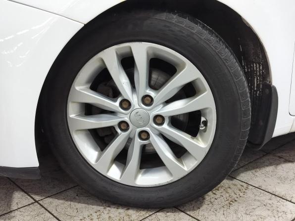 Kia Ceed II с пробегом 2013 года, цена 890 000 рублей, 230000 км, хэтчбек, Автокод Объявления