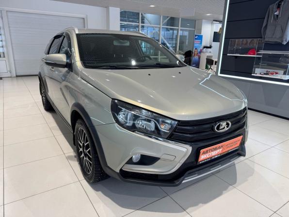 Lada (ВАЗ) Vesta I с пробегом 2019 года, цена 1 109 000 рублей, 90000 км, универсал, Автокод Объявления