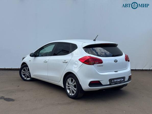 Kia Ceed II с пробегом 2015 года, цена 1 330 000 рублей, 121670 км, хэтчбек, Автокод Объявления