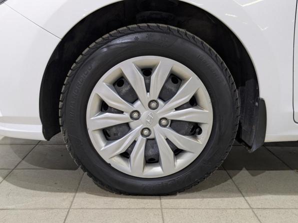 Hyundai Solaris II Рестайлинг с пробегом 2022 года, цена 1 515 000 рублей, 136830 км, седан, Автокод Объявления