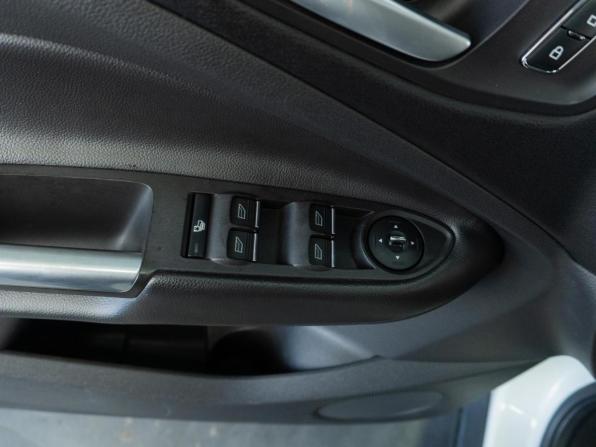 Ford Kuga II с пробегом 2013 года, цена 939 000 рублей, 171926 км, внедорожник, Автокод Объявления