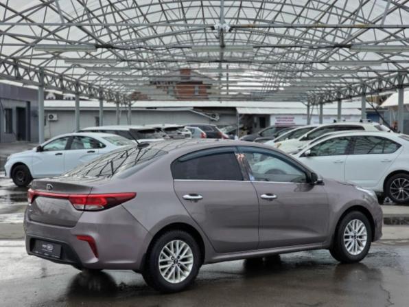 Kia Rio IV с пробегом 2017 года, цена 770 200 рублей, 256825 км, седан, Автокод Объявления