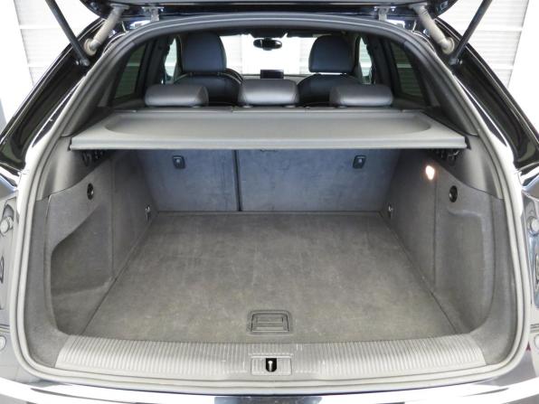 Audi Q3 I (8U) с пробегом 2014 года, цена 1 595 000 рублей, 175000 км, внедорожник, Автокод Объявления