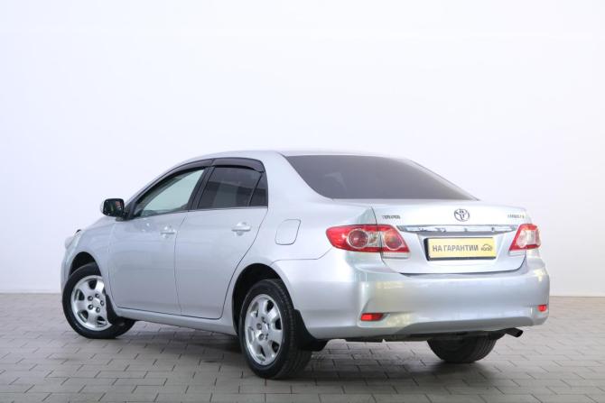 Toyota Corolla X (E140 E150) Рестайлинг с пробегом 2011 года, цена 1 049 000 рублей, 330000 км, седан, Автокод Объявления