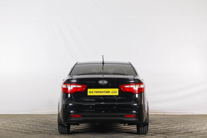 Kia Rio III с пробегом 2013 года, цена 899 000 рублей, 221000 км, седан, Автокод Объявления