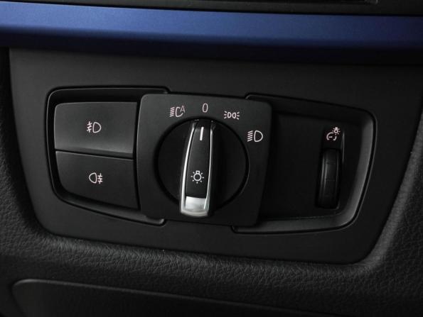 BMW 3 серии VI (F3x) Рестайлинг с пробегом 2015 года, цена 2 069 000 рублей, 213225 км, седан, Автокод Объявления