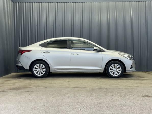 Hyundai Solaris II Рестайлинг с пробегом 2020 года, цена 1 477 000 рублей, 98290 км, седан, Автокод Объявления