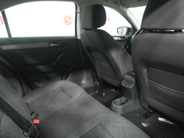 Volkswagen Polo VI с пробегом 2021 года, цена 1 735 000 рублей, 71133 км, лифтбек, Автокод Объявления