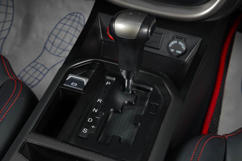 FAW Besturn X80 I Рестайлинг Тюмень  - изображение 17