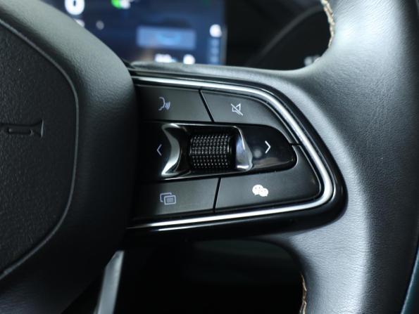 Geely Monjaro I с пробегом 2023 года, цена 2 999 000 рублей, 50000 км, внедорожник, Автокод Объявления