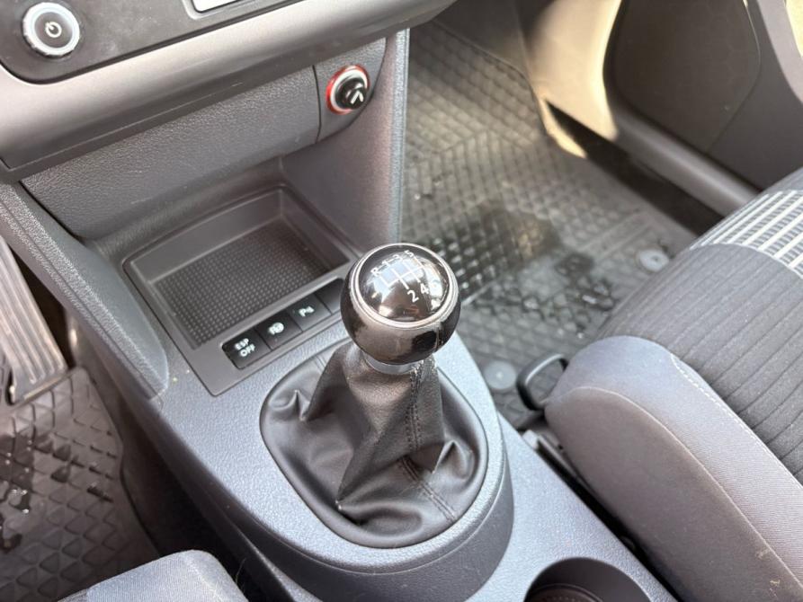 Volkswagen Touran I Рестайлинг Ростов-на-Дону  - изображение 15