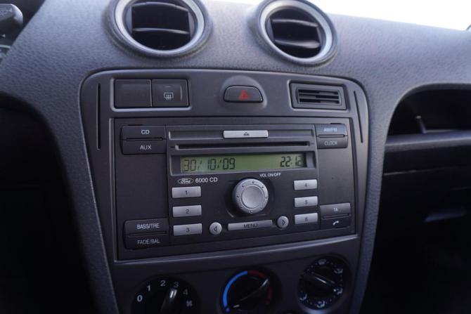 Ford Fusion I Рестайлинг с пробегом 2009 года, цена 390 000 рублей, 195809 км, хэтчбек, Автокод Объявления