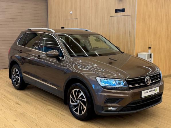 Volkswagen Tiguan II с пробегом 2018 года, цена 2 168 000 рублей, 71000 км, внедорожник, Автокод Объявления