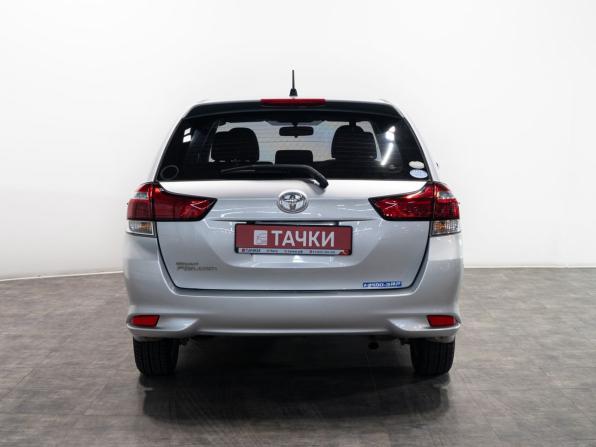 Toyota Corolla XI (E160 E170 E180) с пробегом 2015 года, цена 995 000 рублей, 240143 км, универсал, Автокод Объявления