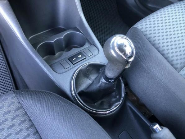 Skoda Fabia II Рестайлинг с пробегом 2012 года, цена 407 600 рублей, 189408 км, хэтчбек, Автокод Объявления