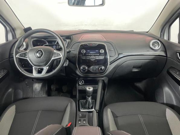 Renault Kaptur I Рестайлинг с пробегом 2021 года, цена 1 574 000 рублей, 113308 км, внедорожник, Автокод Объявления