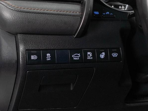 Toyota Camry VIII (XV70) с пробегом 2020 года, цена 2 679 000 рублей, 84261 км, седан, Автокод Объявления