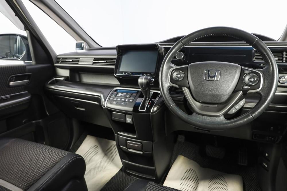 Honda Stepwgn V Новосибирск  - изображение 8