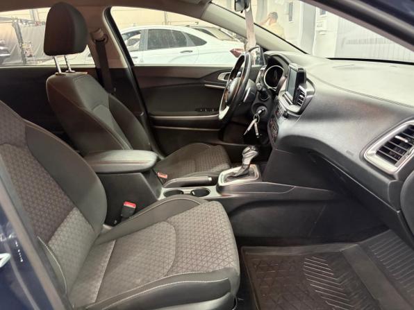 Kia Ceed III с пробегом 2018 года, цена 1 487 000 рублей, 189010 км, хэтчбек, Автокод Объявления