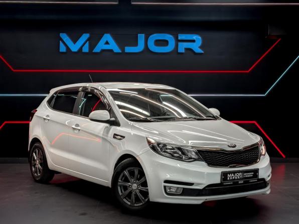 Kia Rio III Рестайлинг с пробегом 2015 года, цена 1 250 000 рублей, 83676 км, хэтчбек, Автокод Объявления